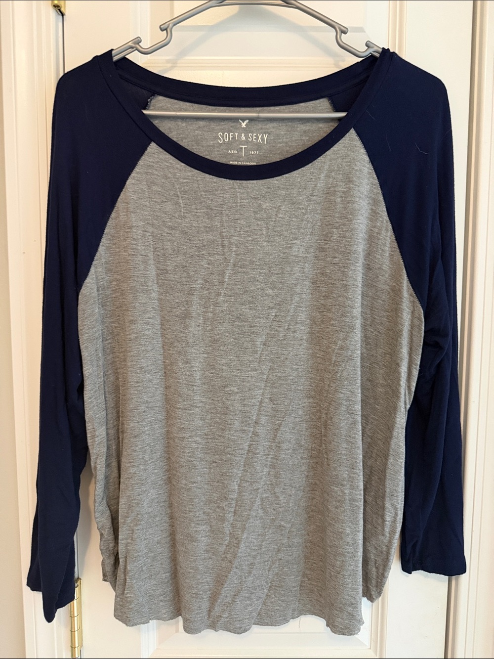 American Eagle Outfitters Gray and Navy Raglan Long-Sleeve Tee
